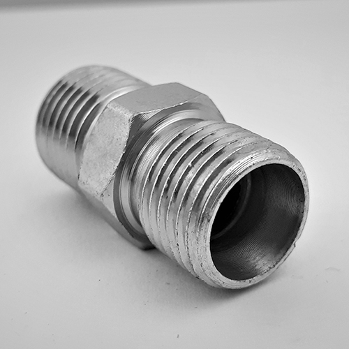 18 MM METRIC MALE X 18 MM METRIC MALE BULKHEAD &amp; LOCKNUT